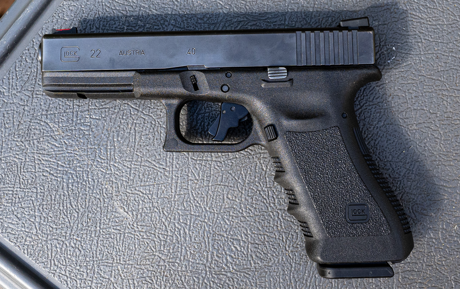 A Glock 40 cal pistol