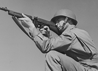 paratrooper training with a tommy gun Paratrooper training with a Thompson Submachine Gun