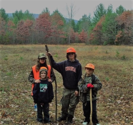 kids out deer hunting deer hunting for kids